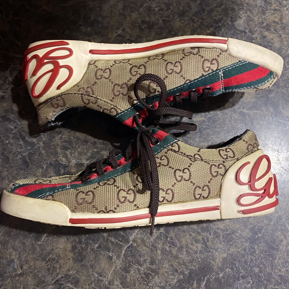 Gucci shoes